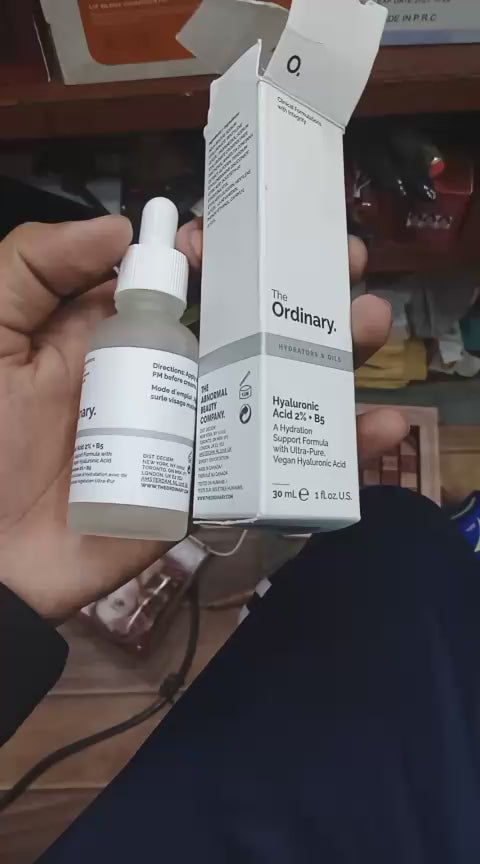 The Ordinary Hyaluronic Acid 2% + B5 Hydration Support Formula With Ultra Pure Vegan Hyaluronic Acid 30 Ml